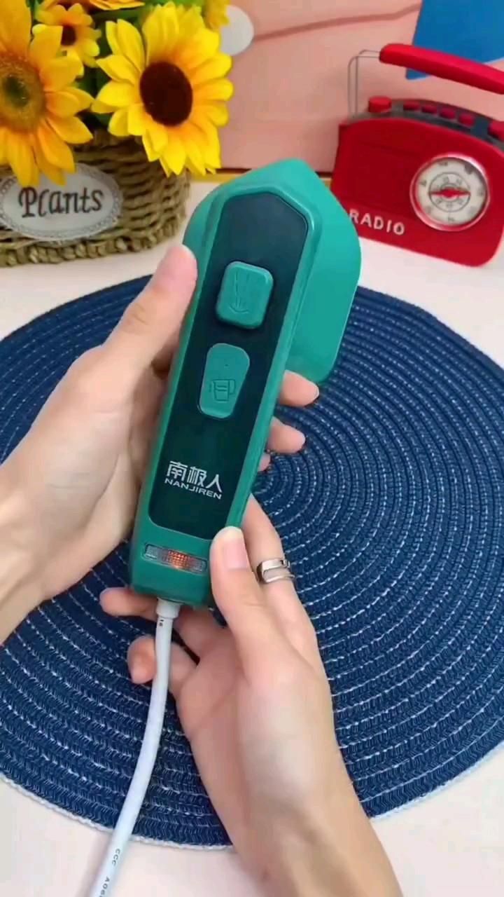 Portable Mini Steam Iron – Your Perfect Travel & Home Companion